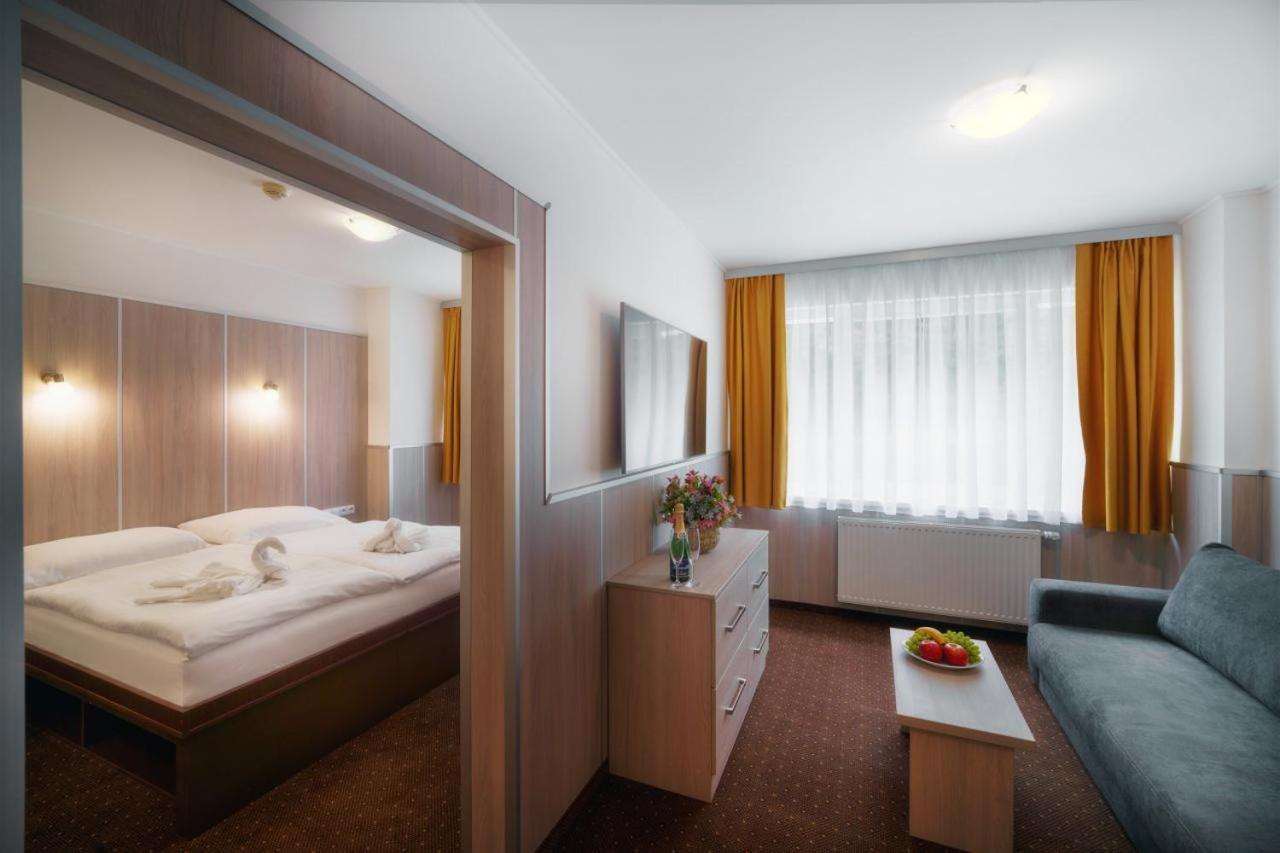 Wellness Hotel Green Paradise Pirkenhammer Esterno foto